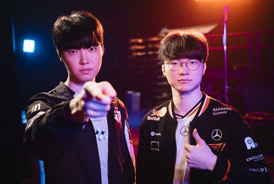 JDG绝杀HLE，Canyon开启传奇时刻宿敌对决八强赛，技惊四座