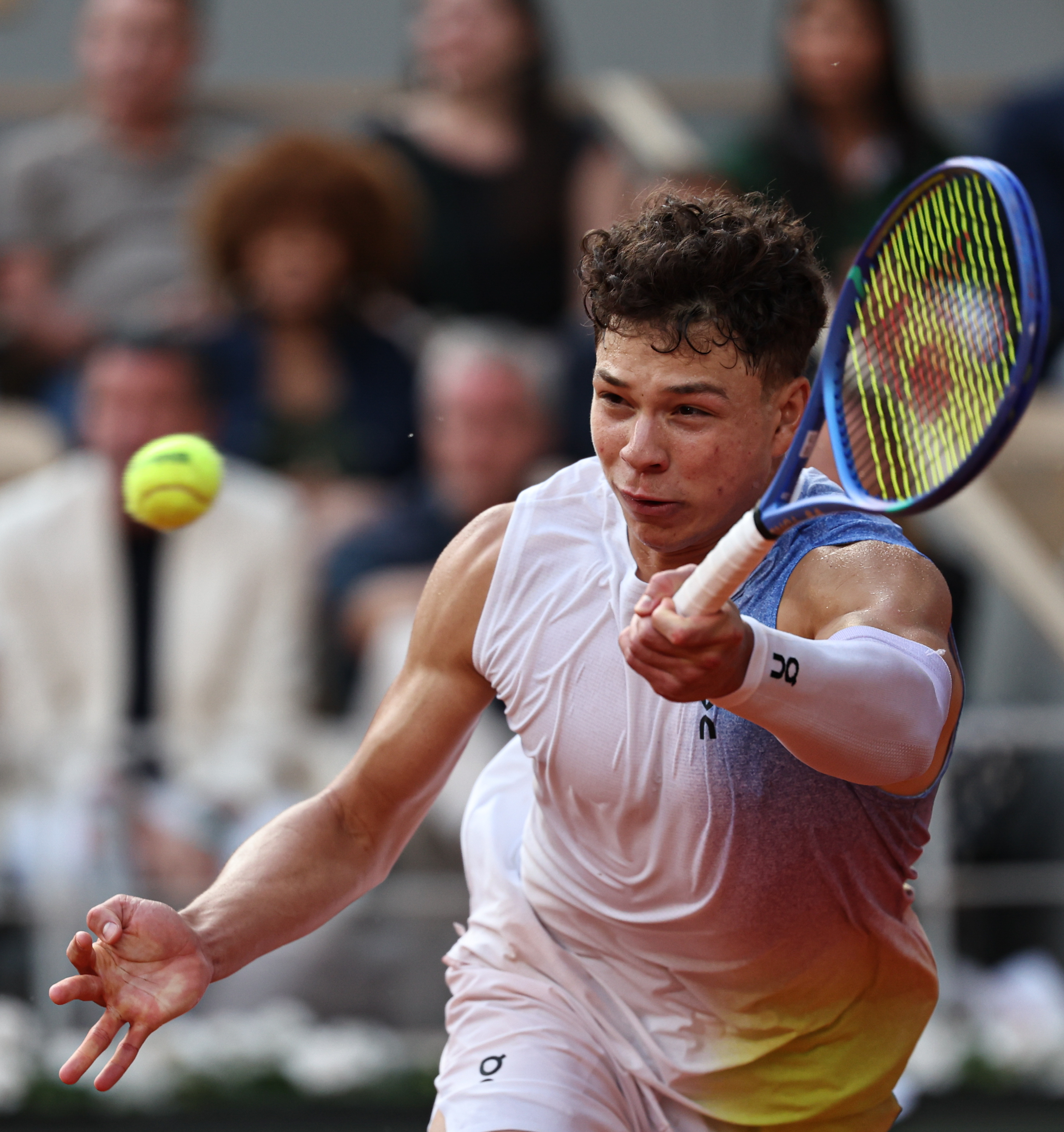 开云下载-世界网球队逆转法国网球队，阿尔卡拉斯统治全场